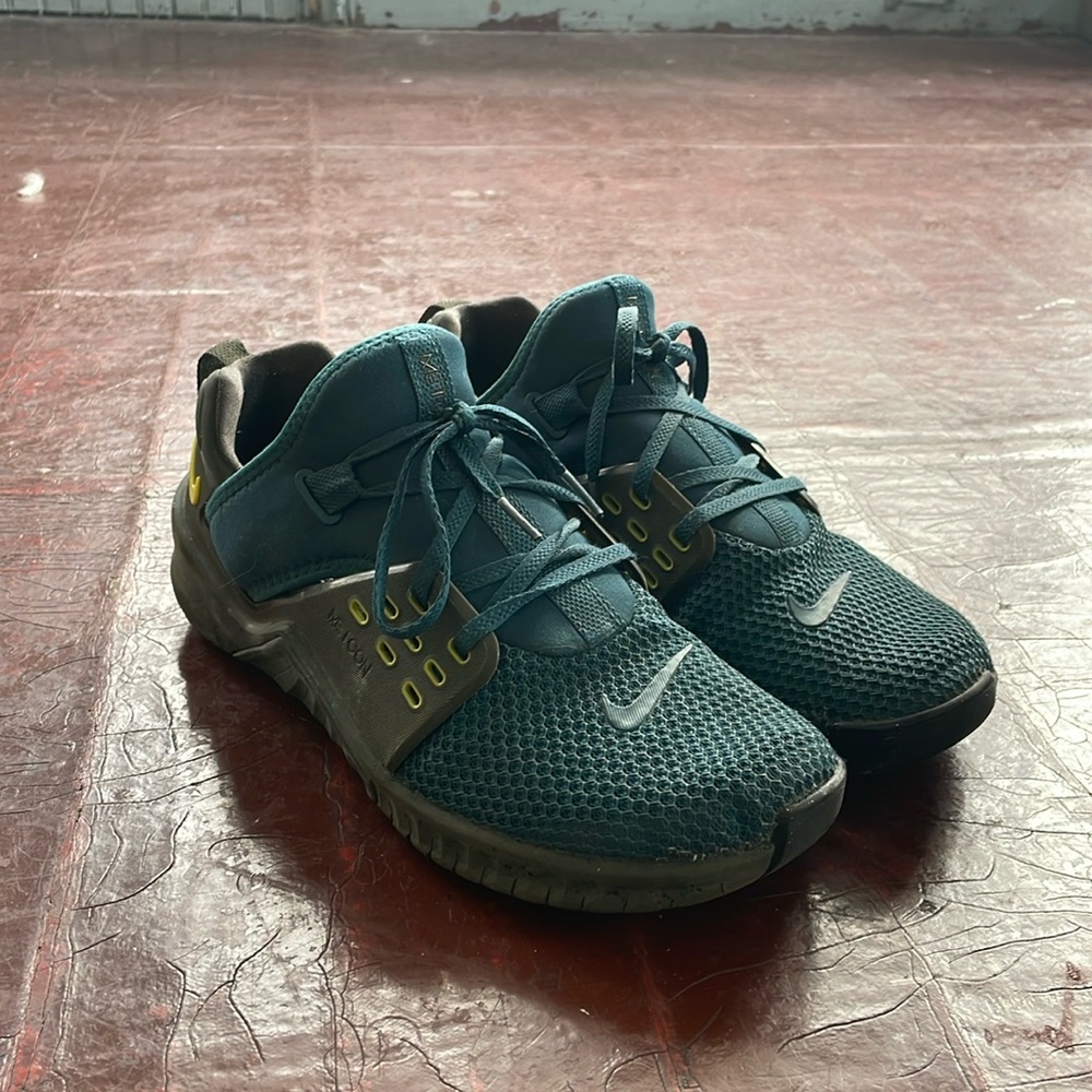 Nike Metcon Free 2 size 9.5